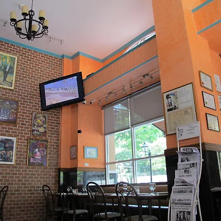 Bourbon St. Boutique Hotel