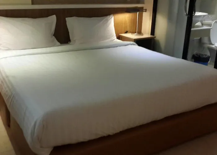 Bourbon St. Boutique Hotel
