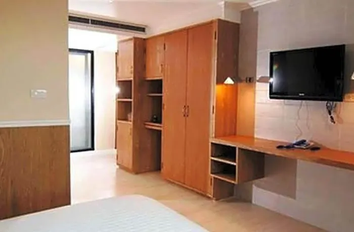 Bourbon St. Boutique Hotel 4*