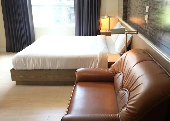 Hotel Bourbon St. Boutique